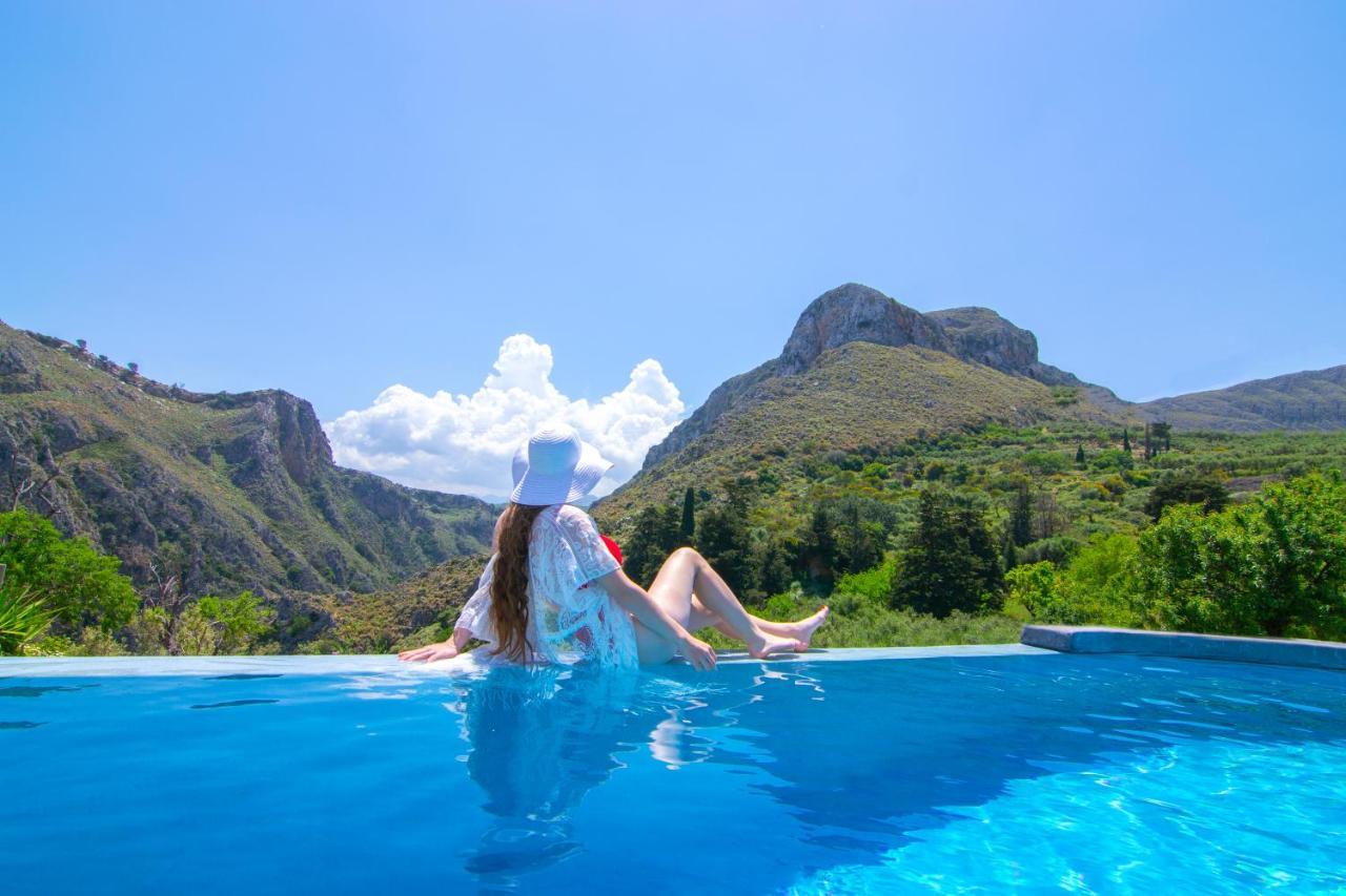 Heated Private 50sqm Pool, Jacuzzi, Spa - Ozone&Salt - Villa Rokka Kíssamos Esterno foto