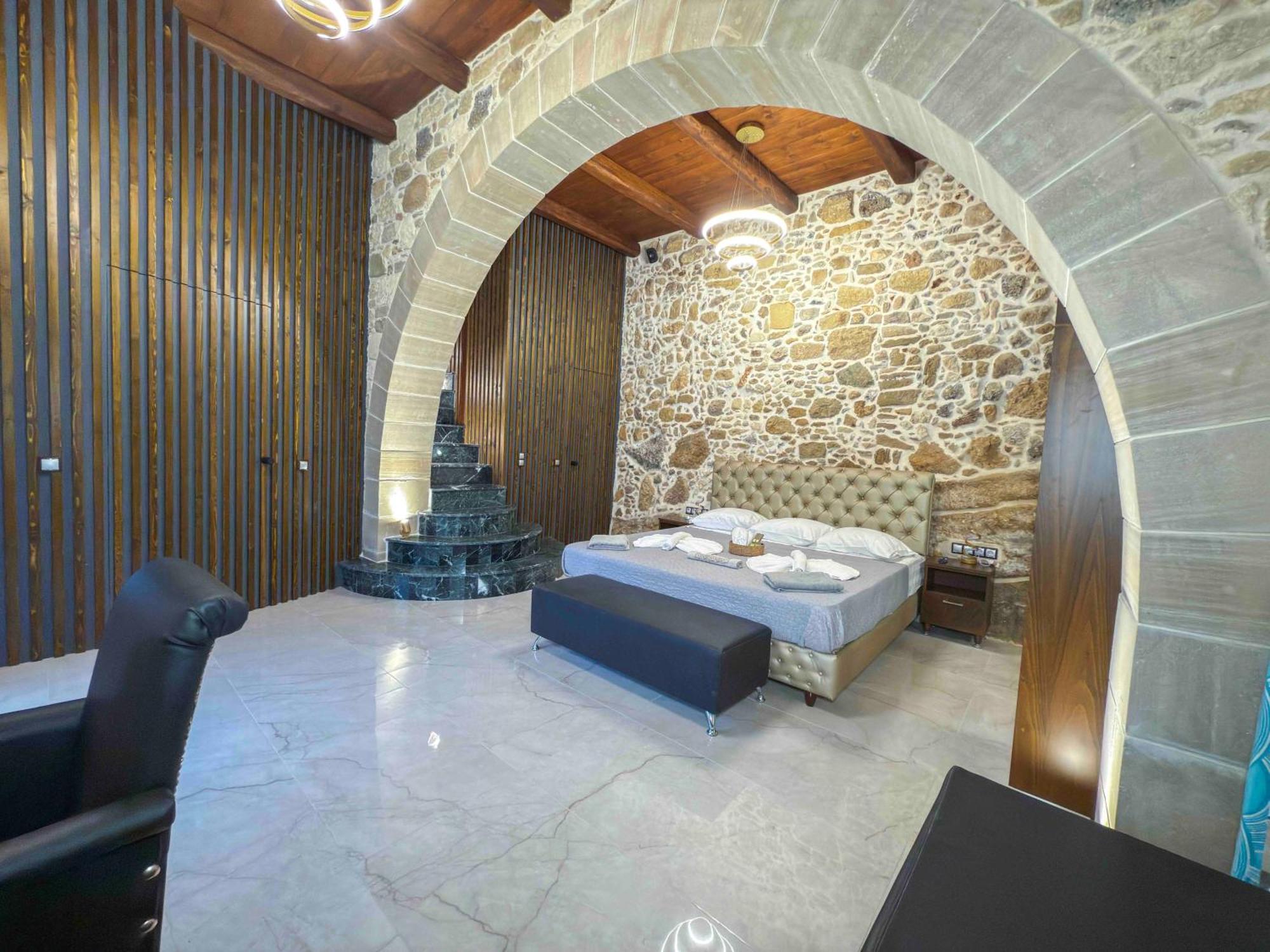 Heated Private 50sqm Pool, Jacuzzi, Spa - Ozone&Salt - Villa Rokka Kíssamos Esterno foto